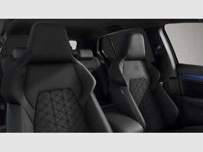 VW Golf (2026) - Photo 5