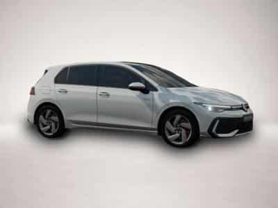 VW Golf (2025) - Photo 2