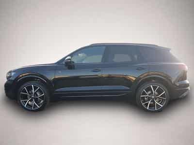 VW Touareg (2025) - Photo 2