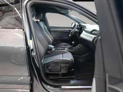 Audi Q3 (2023) - Photo 2