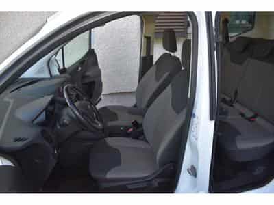 Ford Tourneo Trend 1,5 Duratorq TDCi 5 places Airco (2021) - Photo 10