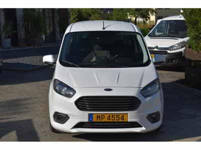 Ford Tourneo Trend 1,5 Duratorq TDCi 5 places Airco (2021) - Photo 2