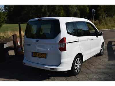 Ford Tourneo Trend 1,5 Duratorq TDCi 5 places Airco (2021) - Photo 4