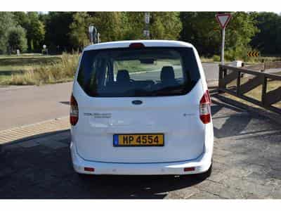 Ford Tourneo Trend 1,5 Duratorq TDCi 5 places Airco (2021) - Photo 5