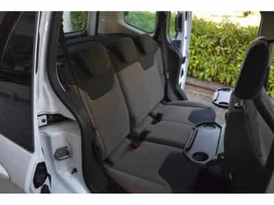 Ford Tourneo Trend 1,5 Duratorq TDCi 5 places Airco (2021) - Photo 7
