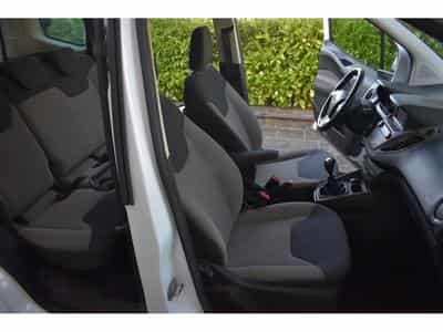 Ford Tourneo Trend 1,5 Duratorq TDCi 5 places Airco (2021) - Photo 8