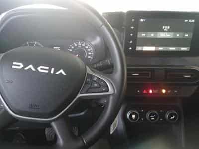 Dacia Sandero 1.0 Tce Expression Stepway CVT (2024) - Foto 9
