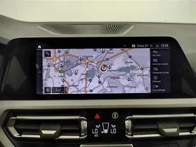 BMW 318 318iA  Touring  Navi Cockpit / Led / PDC av+ar (2022) - Photo 11