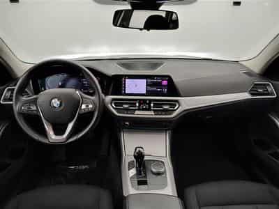 BMW 318 318iA  Touring  Navi Cockpit / Led / PDC av+ar (2022) - Photo 8