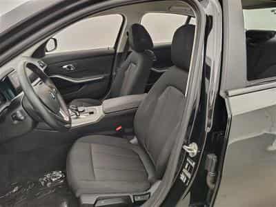 BMW 318 318iA Business Line NAVI/FULL LED/JA16/PDC (2021) - Photo 6
