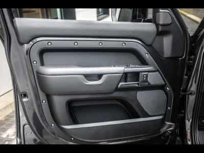 Land-Rover Defender 110 P525 5.0 V8 AWD CARPATHIAN EDITION - CARPATHIAN GREY (2022) - Foto 8
