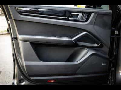 Porsche Cayenne COUPE 3.0 TIPTRONIC - QUARZITGRAU METALLIC (2022) - Foto 9