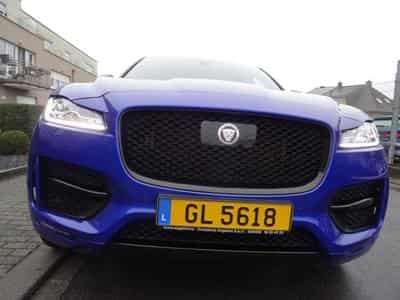 Jaguar F-Pace 2.0 d R-Sport 241CV (2020) - Photo 2