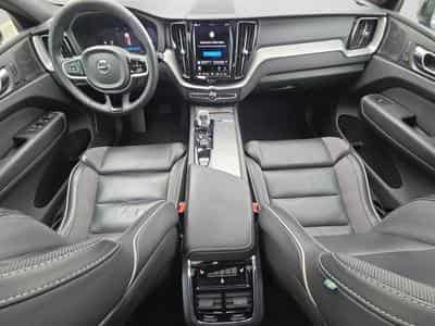 Volvo XC60 Ultimate Dark TOIT PANO (2023) - Photo 10