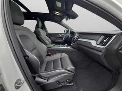 Volvo XC60 Ultimate Dark TOIT PANO (2023) - Photo 15