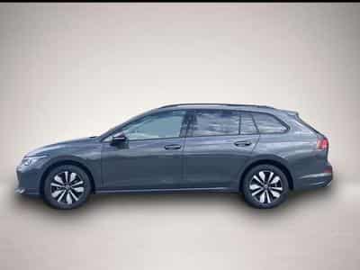 VW Golf (2025) - Photo 2