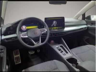 VW Golf (2025) - Photo 1