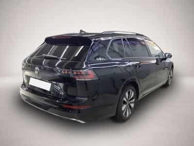 VW Golf (2025) - Photo 3