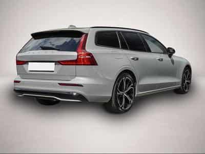 Volvo V60 (2025) - Photo 3