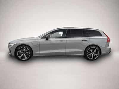 Volvo V60 (2025) - Photo 4