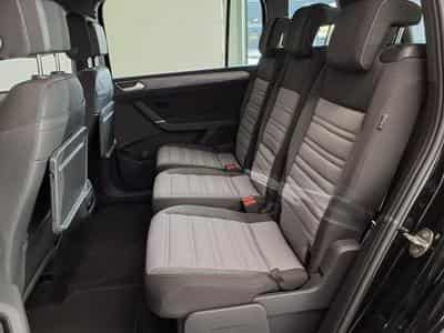 VW Touran Highline R-Line 2.0 TDI 7-Gang-DSG (2026) - Photo 10