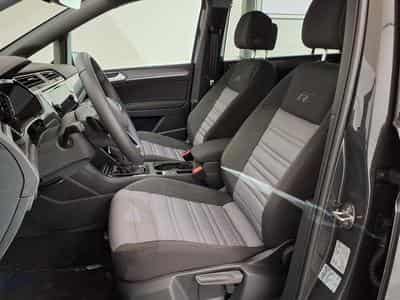 VW Touran Highline R-Line 2.0 TDI 7-Gang-DSG (2026) - Photo 9