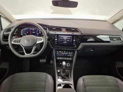 VW Touran Highline R-Line 2.0 TDI 7-Gang-DSG (2026) - Photo 11