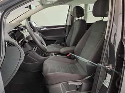 VW Touran Highline R-Line 2.0 TDI 7-Gang-DSG (2026) - Photo 9