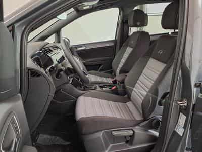 VW Touran Highline R-Line 1.5 TSI 7-Gang-DSG (2026) - Photo 9