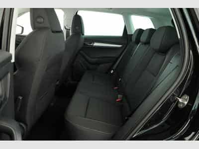 Skoda Karoq Selection 4x4 (2026) - Photo 11