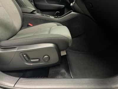 Volvo XC40 Black-Edition Plus (2025) - Photo 14