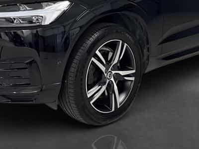 Volvo XC60 R-Design (2018) - Photo 4