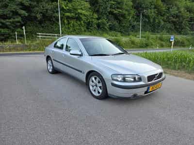 Volvo S60 2.4T AWD Aut. (2002) - Photo 1