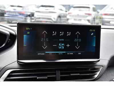 Peugeot 3008 1.6 Hybrid PHEV 180 Allure e-EAT8 LANE CAM 1° MAIN (2025) - Foto 15