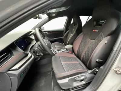 Skoda Octavia RS+DSG+LM19+P.Simply&Clever+LED+NAVI (2025) - Foto 9