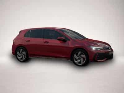 VW Golf (2025) - Photo 2