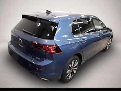 VW Golf (2025) - Photo 2