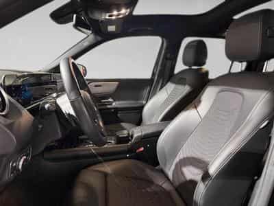 Mercedes GLB 200 2.0 GLB d 7 PLACES (2023) - Photo 4