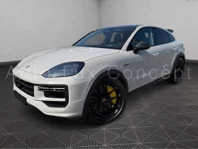 Porsche Cayenne Turbo E-Hybrid Coupé avec Pack GT (2026) - Photo 1