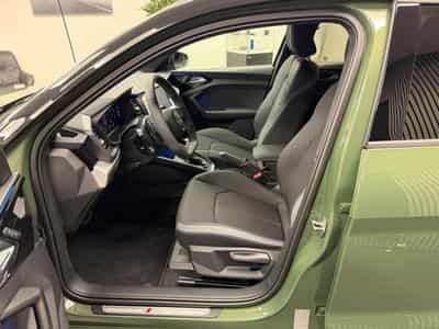 Audi A1 Sportback S line Plus 207 CH / 152 kW S tronic (2026) - Photo 3