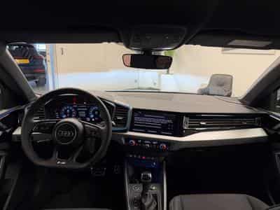 Audi A1 Sportback S line Plus 207 CH / 152 kW S tronic (2026) - Photo 5