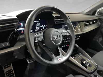 Audi S3 2.0 TFSI S3 S tronic quattro Sportback (2024) - Foto 8