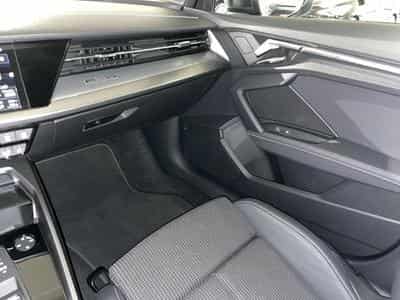 Audi S3 2.0 TFSI S3 S tronic quattro Sportback (2024) - Foto 9