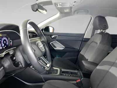 Audi Q3 Sportback 2.0 35 TDI SPORTBACK S-LINE (2023) - Photo 4