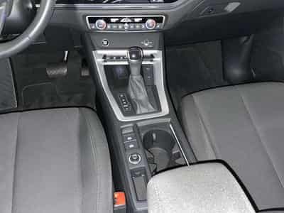 Audi Q3 Sportback 2.0 35 TDI SPORTBACK S-LINE (2023) - Photo 9