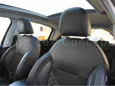 Peugeot 208 1.6 VTI 120 Féline 5 portes (2014) - Photo 8