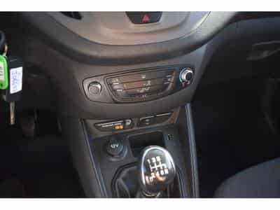 Ford Tourneo Trend 1,5 Duratorq TDCi 5 places Airco (2021) - Foto 14