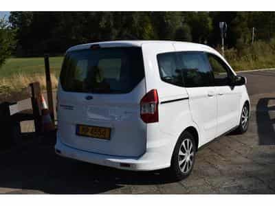 Ford Tourneo Trend 1,5 Duratorq TDCi 5 places Airco (2021) - Foto 4