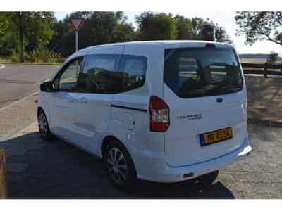 Ford Tourneo Trend 1,5 Duratorq TDCi 5 places Airco (2021) - Foto 6
