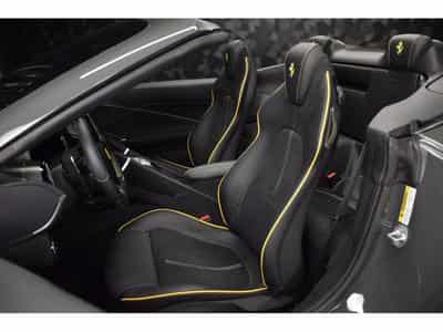 Ferrari Roma 3.9 V8 Spider - GRIGIO SCURO / FULL CARBON (2025) - Foto 9